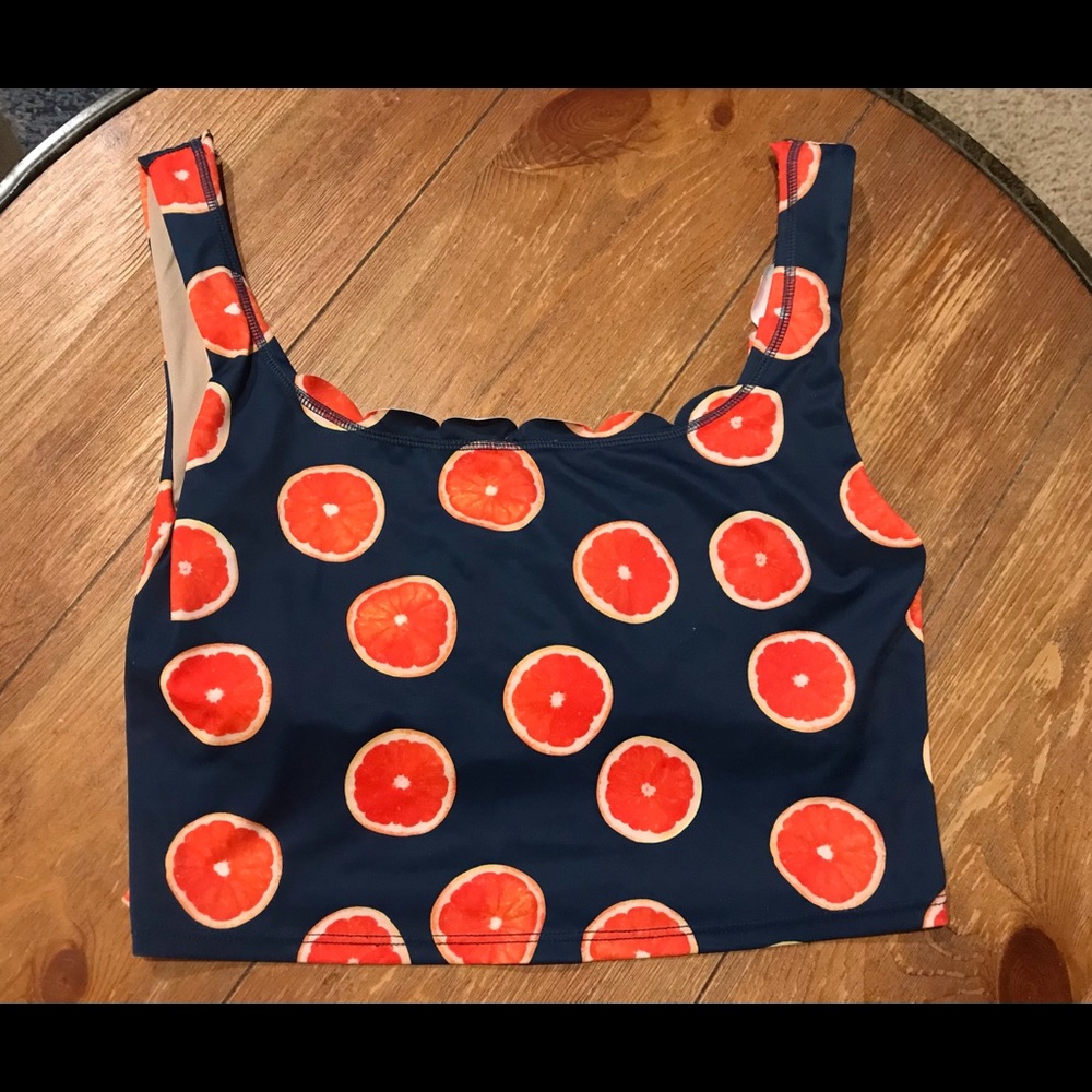 RARE! Kortni Jeane Orange scoop top size large!